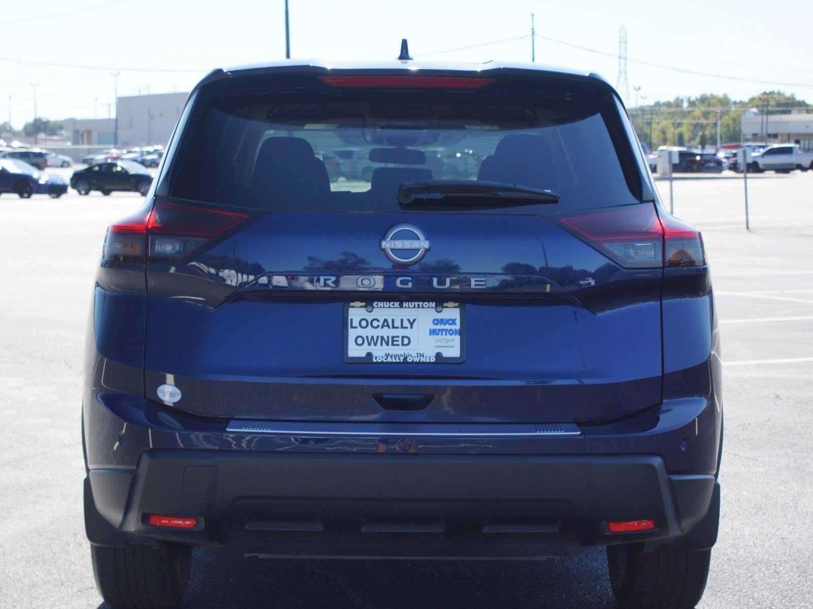 Used 2026 Nissan Rogue SV FWD image 3