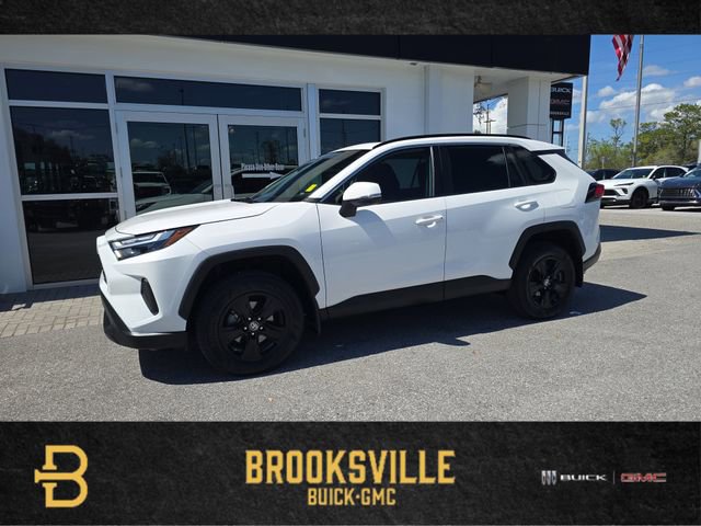 Used 2024 Toyota RAV4 XLE w/ Convenience Package image 1