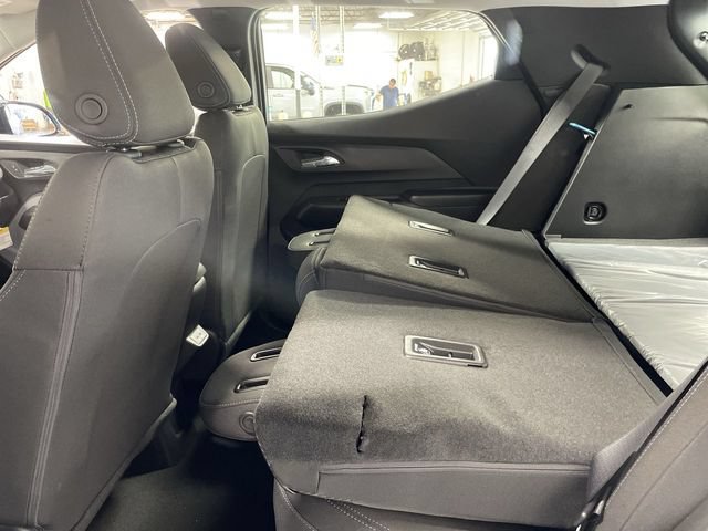 New 2027 Chevrolet Bolt LT FWD image 24