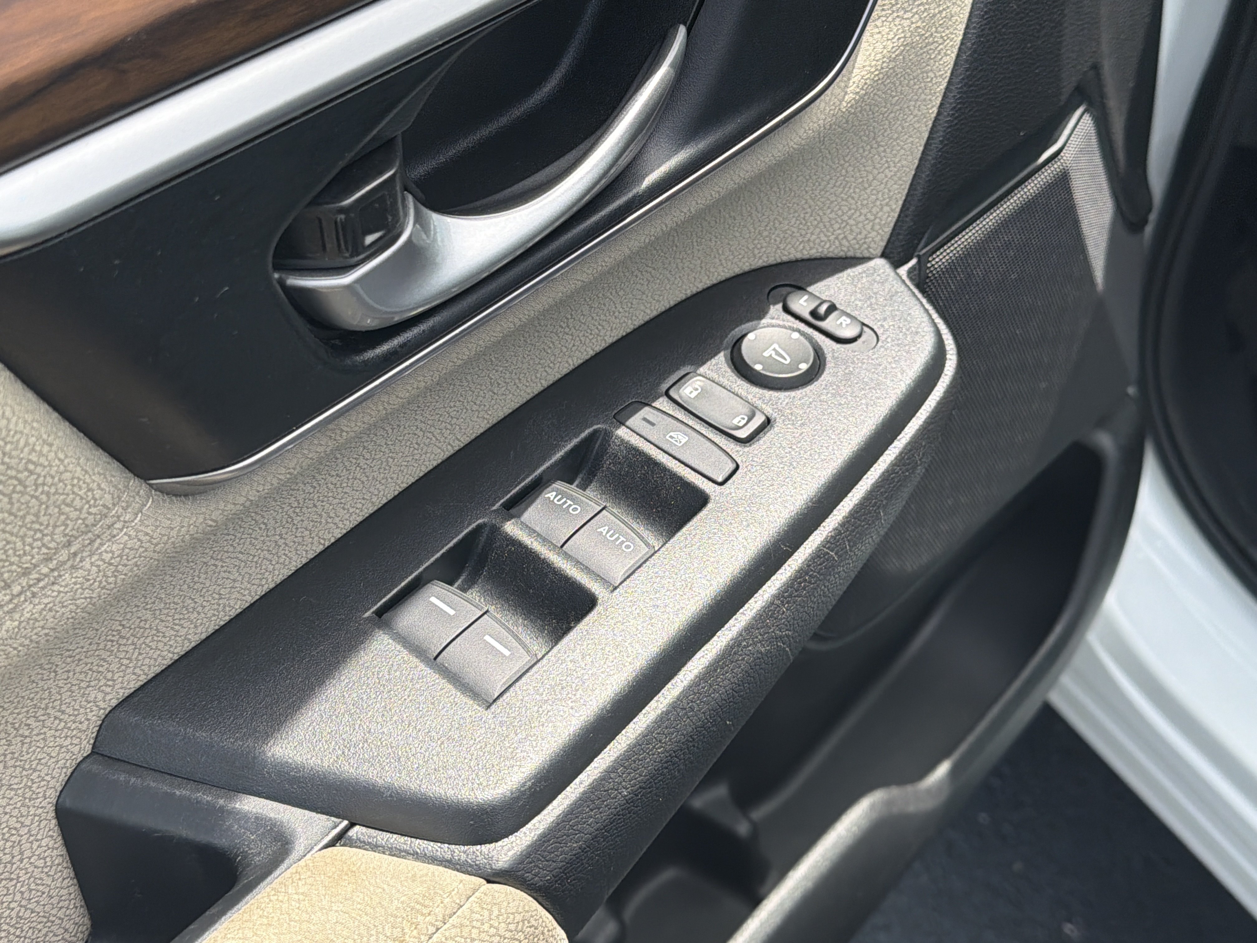 Certified 2022 Honda CR-V EX image 23