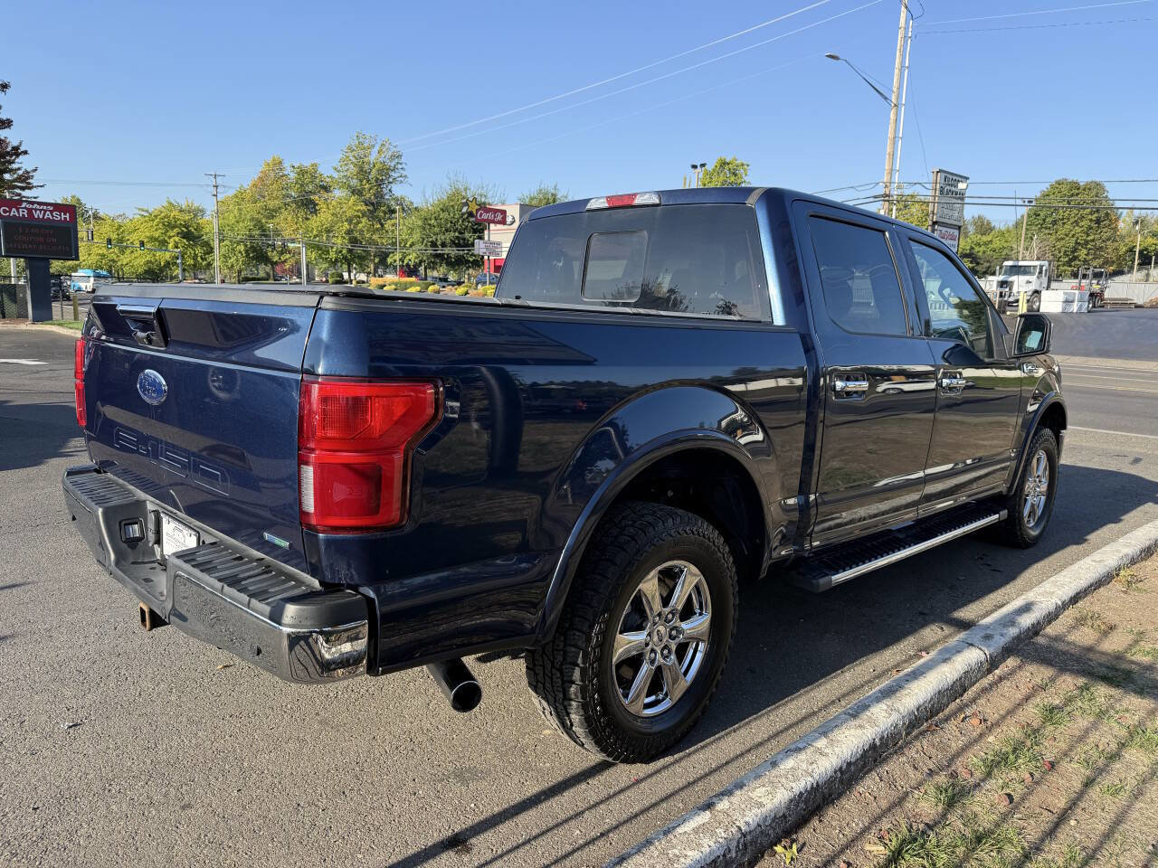 Used 2019 Ford F150 Lariat image 17
