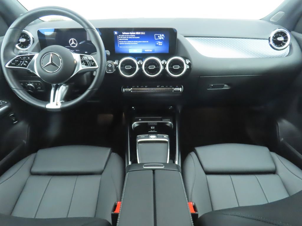 Certified 2025 Mercedes-Benz GLA 250 image 13