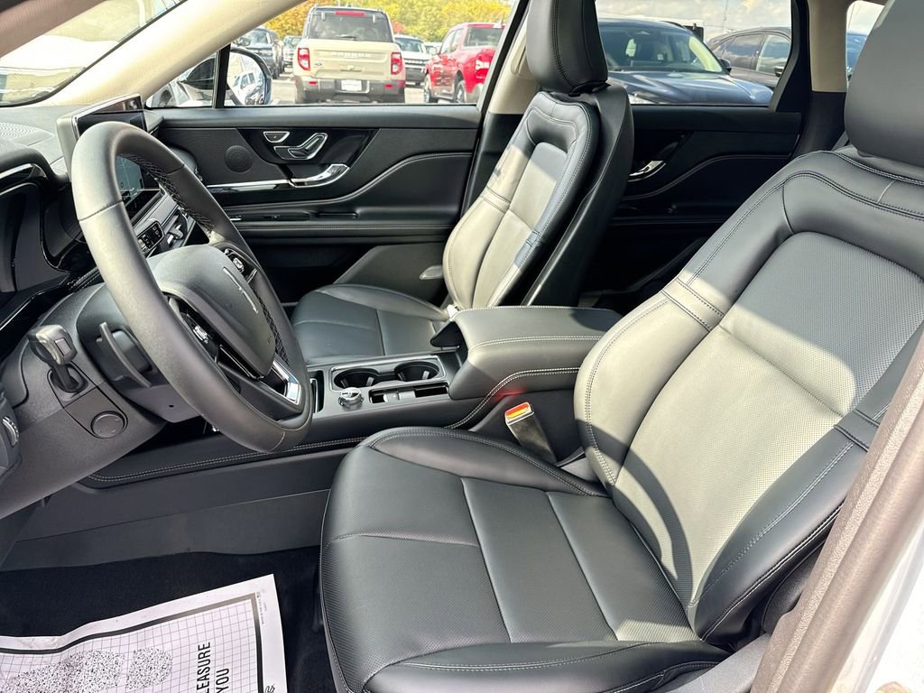 New 2026 Lincoln Corsair Premiere AWD/4WD image 20