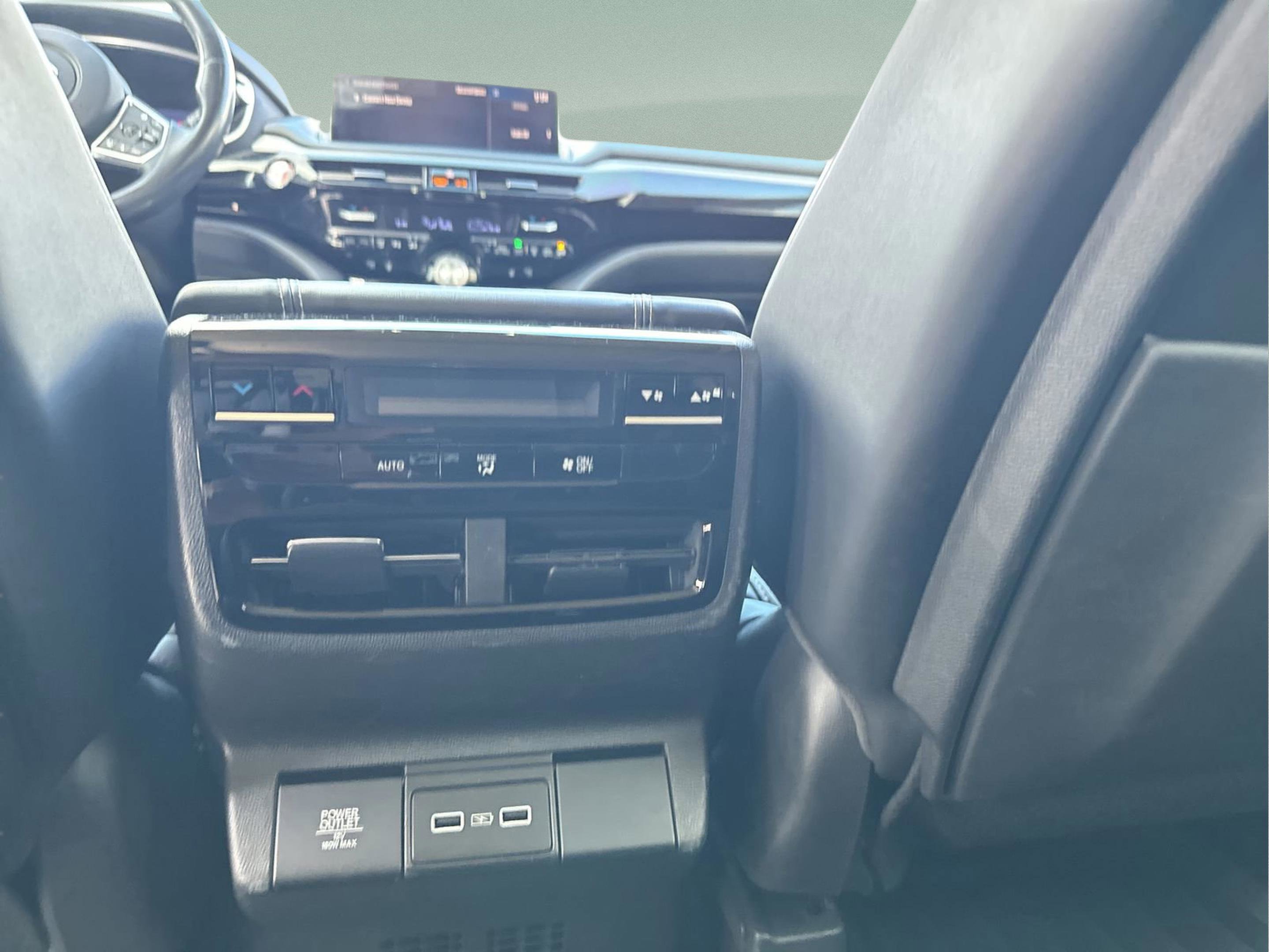 Used 2023 Acura MDX FWD w/ Technology Package image 32