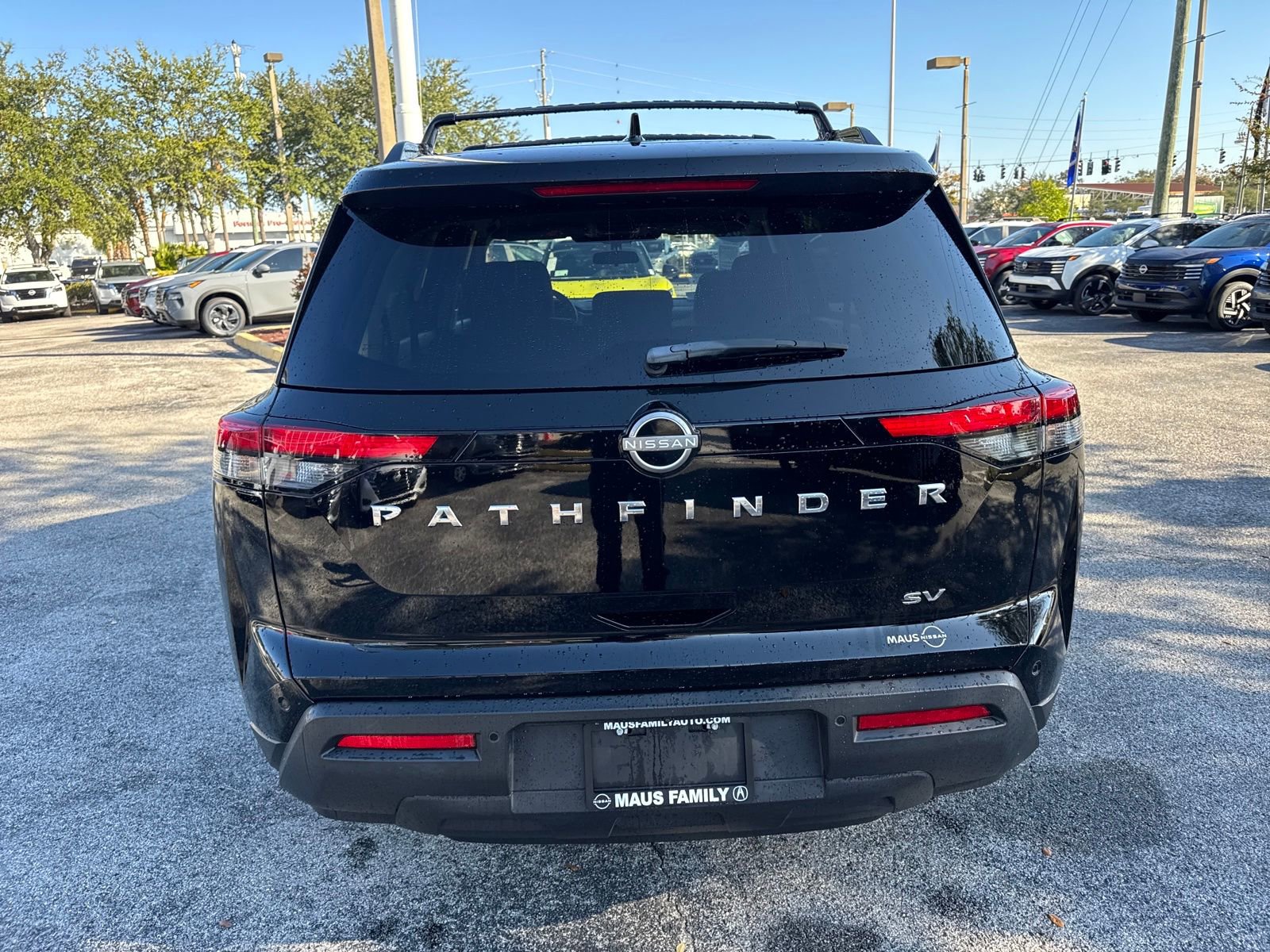 Certified 2024 Nissan Pathfinder SV image 6