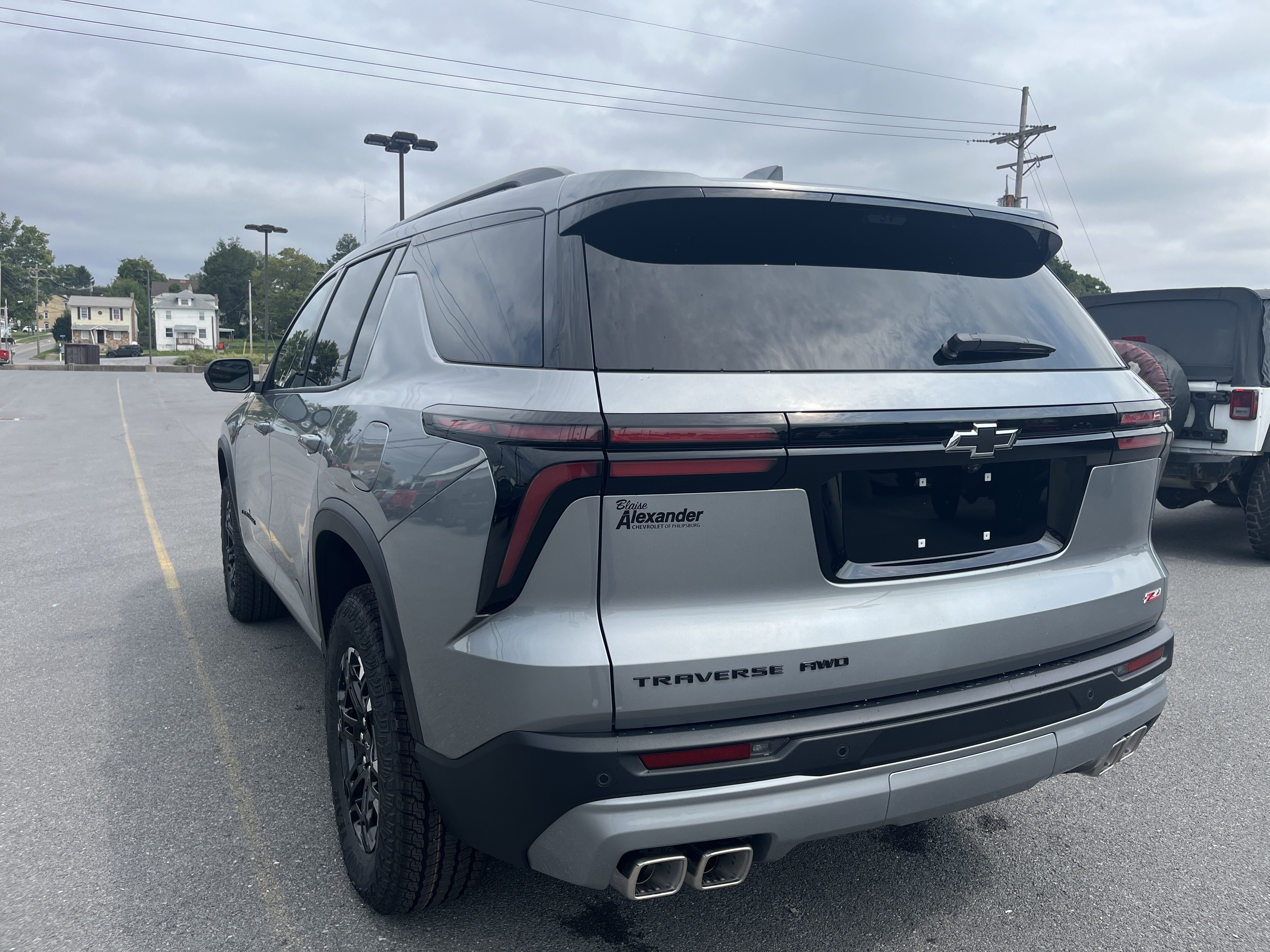 New 2027 Chevrolet Traverse Z71 w/ Driver Confidence Package AWD/4WD image 4
