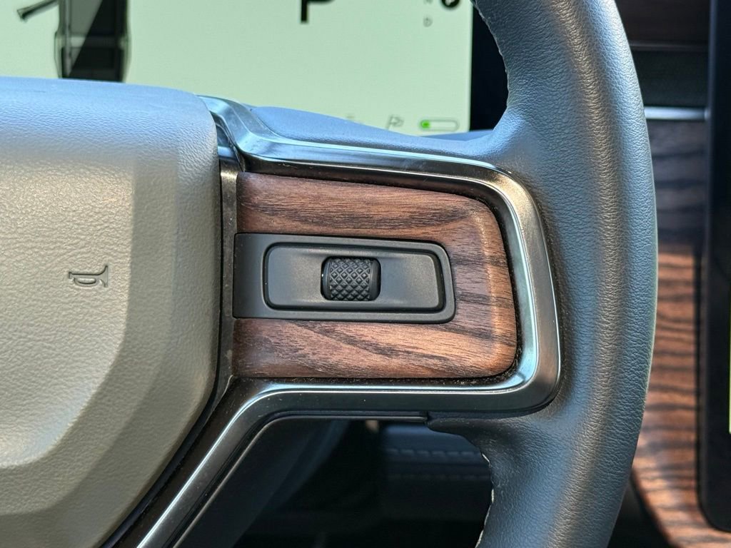 Used 2022 Rivian R1S Launch Edition image 25