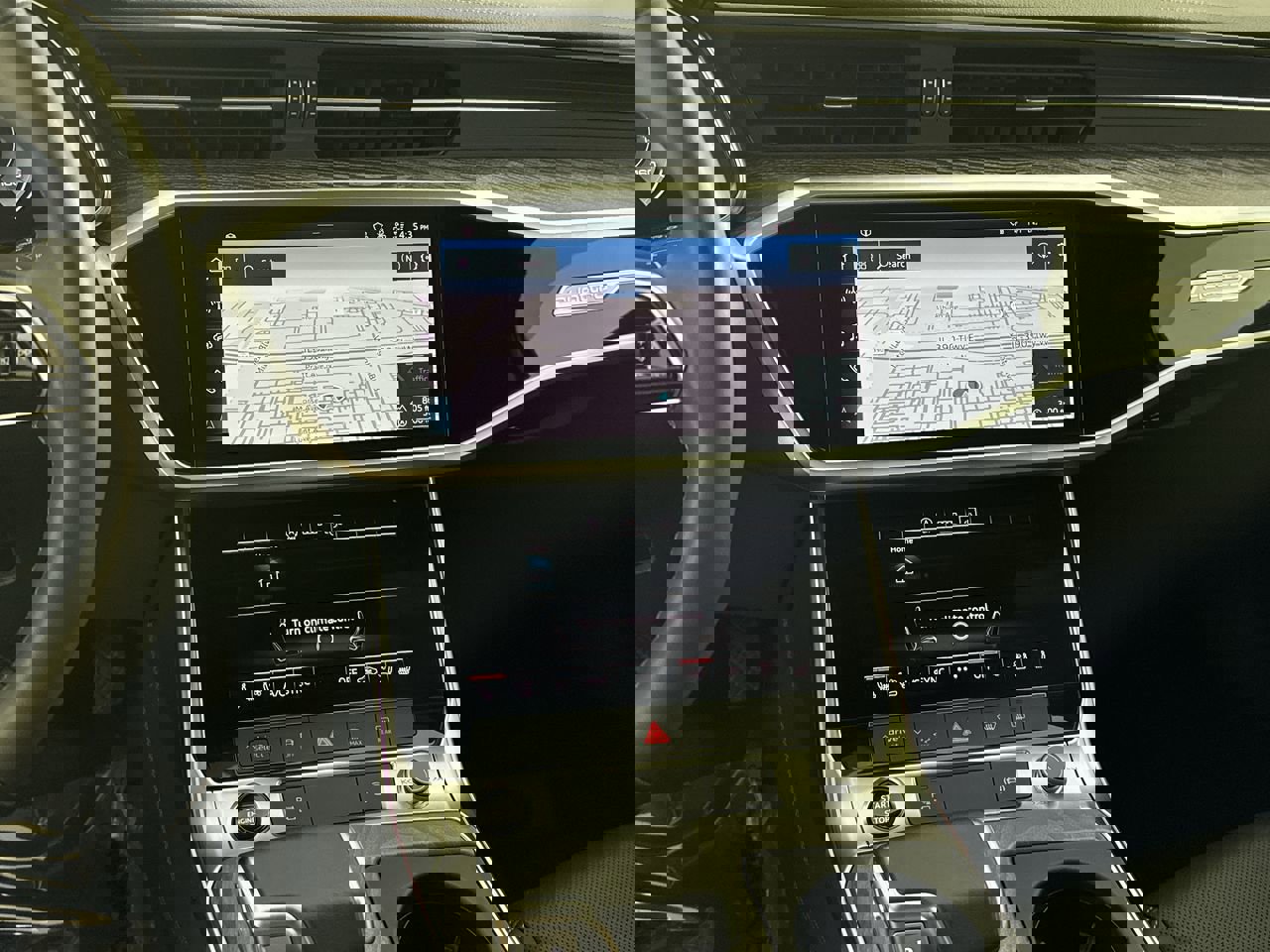 Used 2025 Audi A6 Premium Plus w/ Premium Plus Package image 4