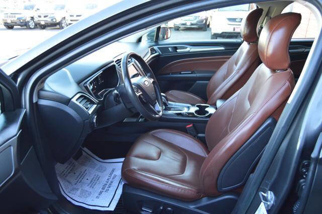 Used 2016 Ford Fusion SE w/ Equipment Group 202A image 37