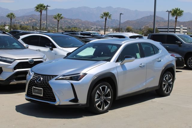 Certified 2025 Lexus UX 300h FWD image 3