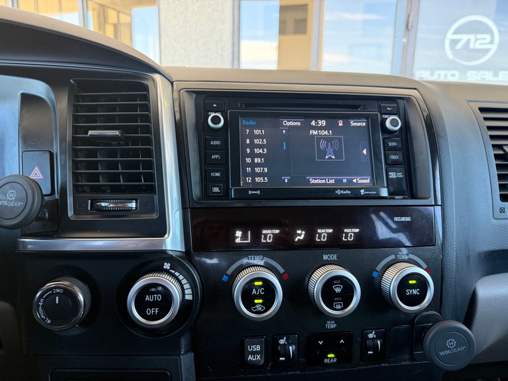 Used 2018 Toyota Sequoia Limited w/ Safety & Convenience Package AWD/4WD image 12