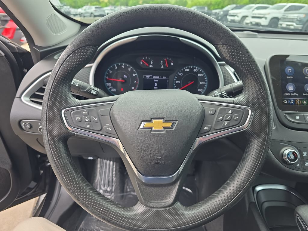 Certified 2025 Chevrolet Malibu LT FWD image 13