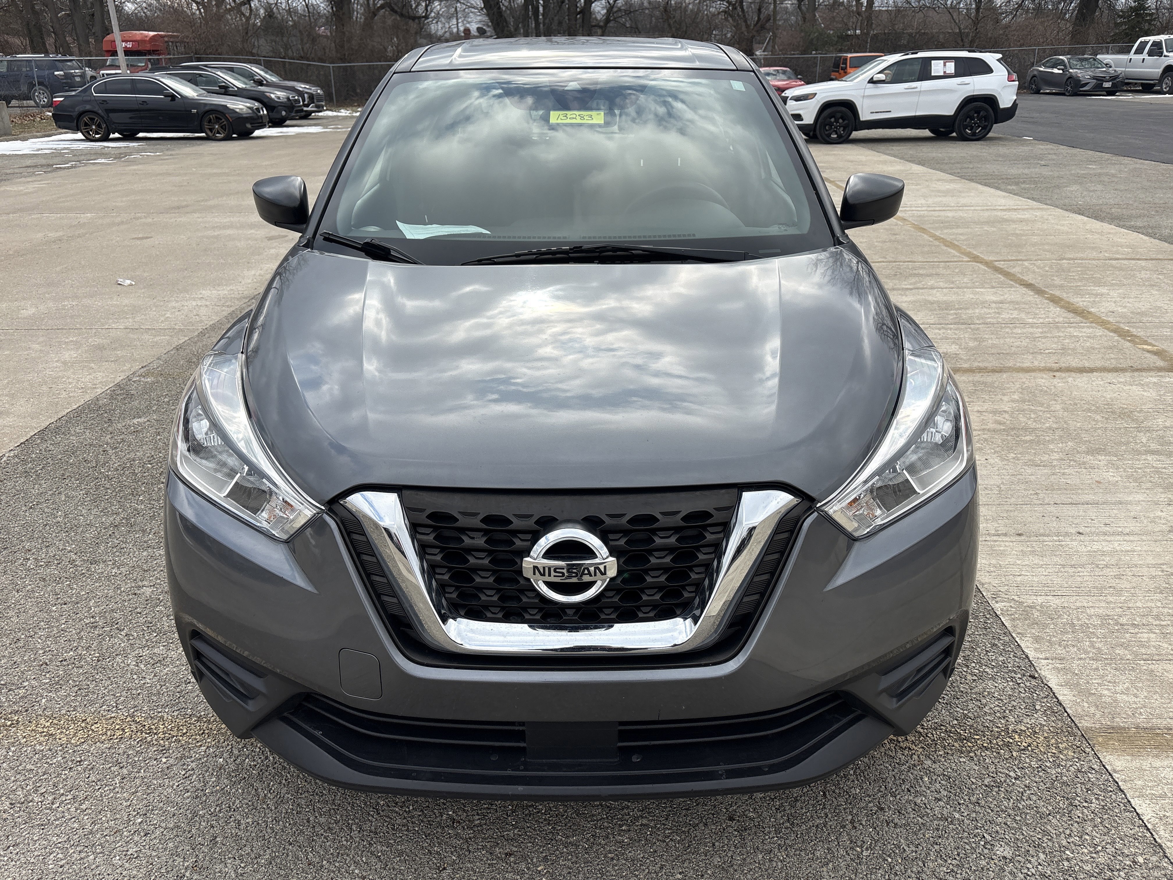 Used 2020 Nissan Kicks S image 2