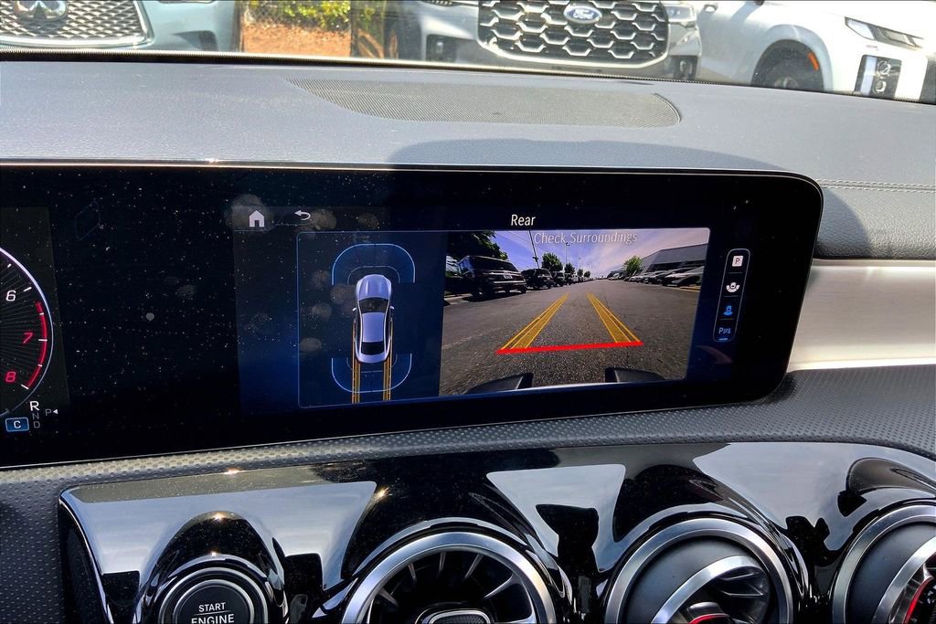 Used 2025 Mercedes-Benz CLA 250 4MATIC image 11