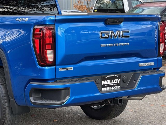 Used 2022 GMC Sierra 1500 Elevation w/ LPO, Elevation Black Package image 6