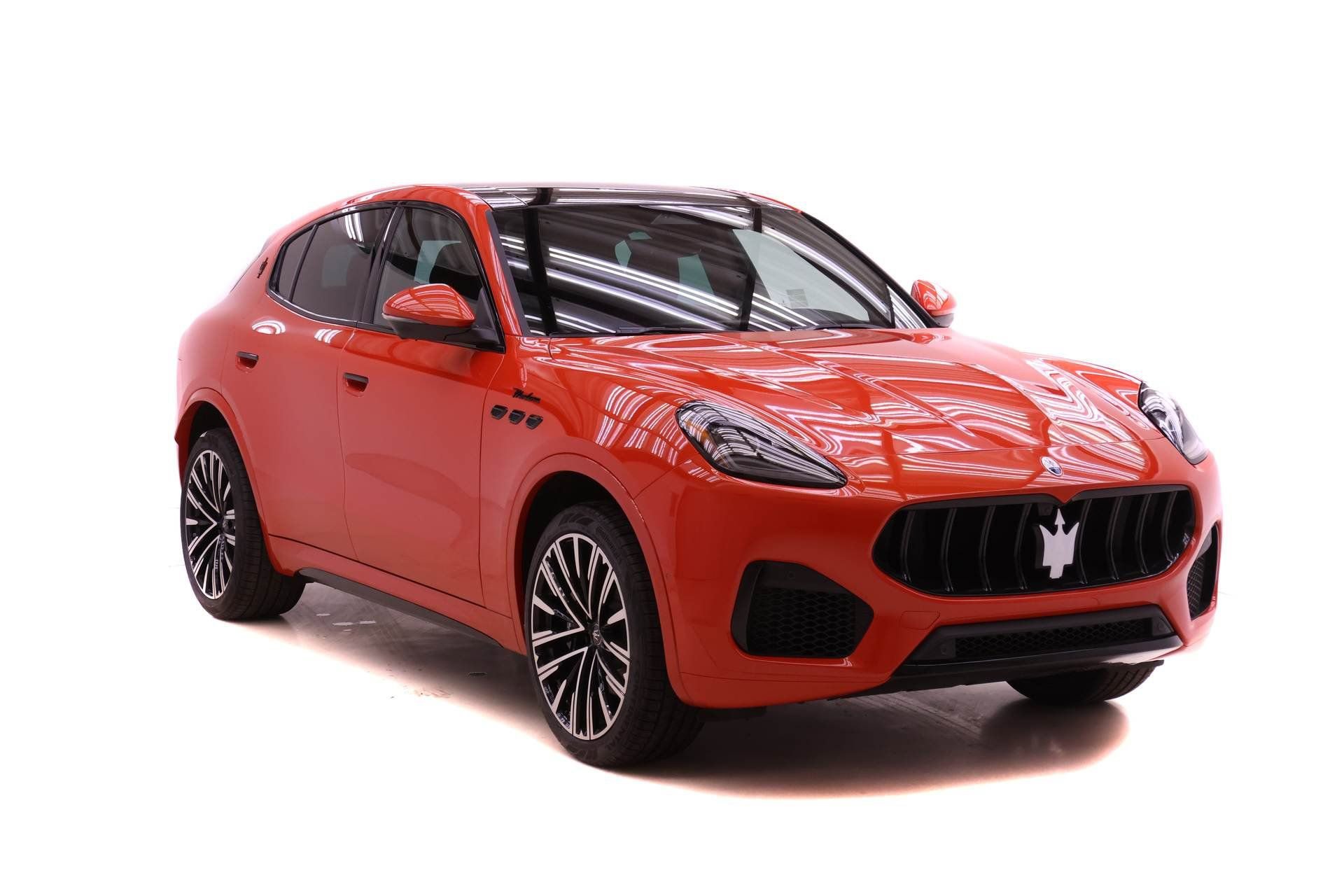 New 2025 Maserati Grecale Modena image 2