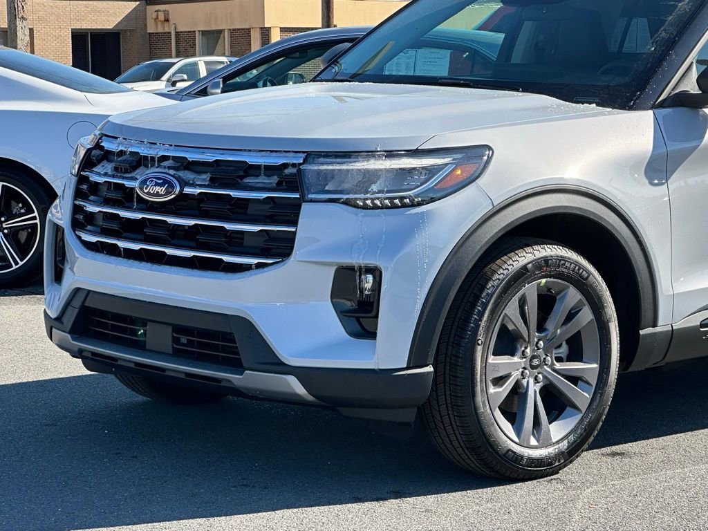 New 2026 Ford Explorer Active w/ Active Comfort Package image 37