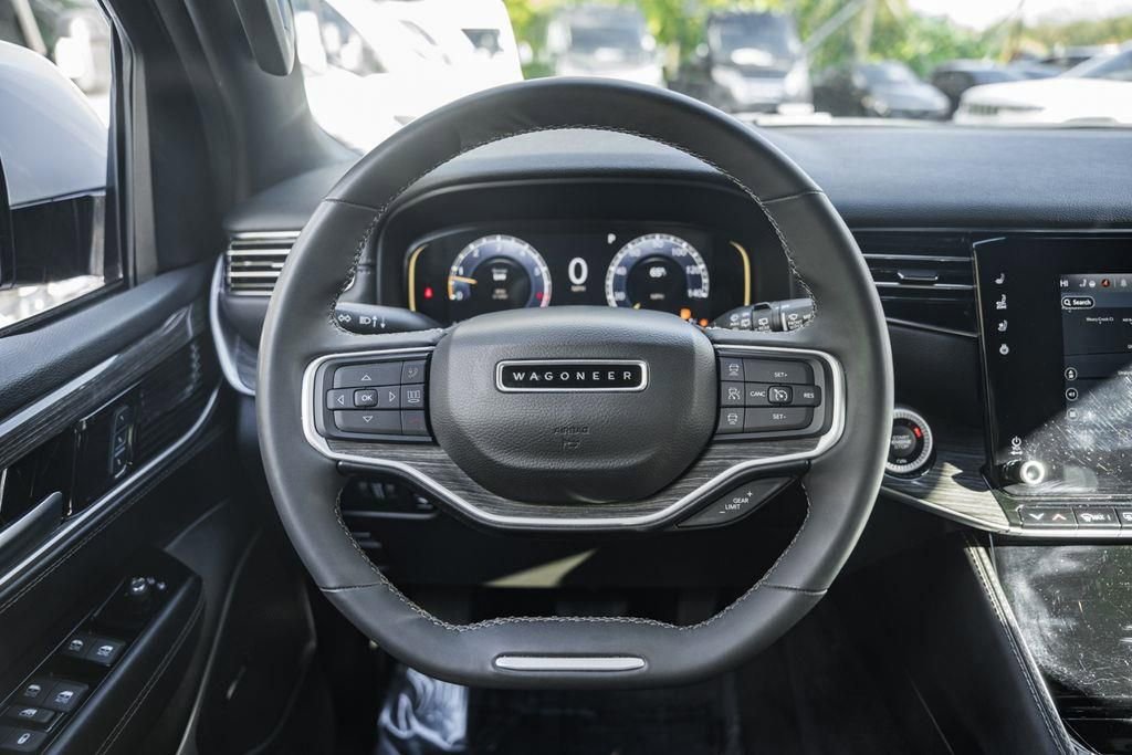 Used 2022 Jeep Wagoneer Series III image 27