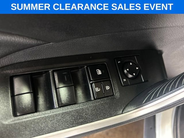 Used 2019 Toyota RAV4 XLE w/ Convenience Package AWD/4WD image 12