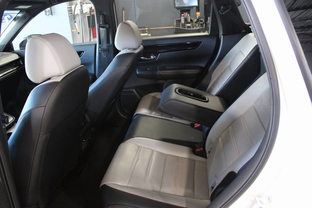 Used 2025 Honda CR-V Sport Touring image 18