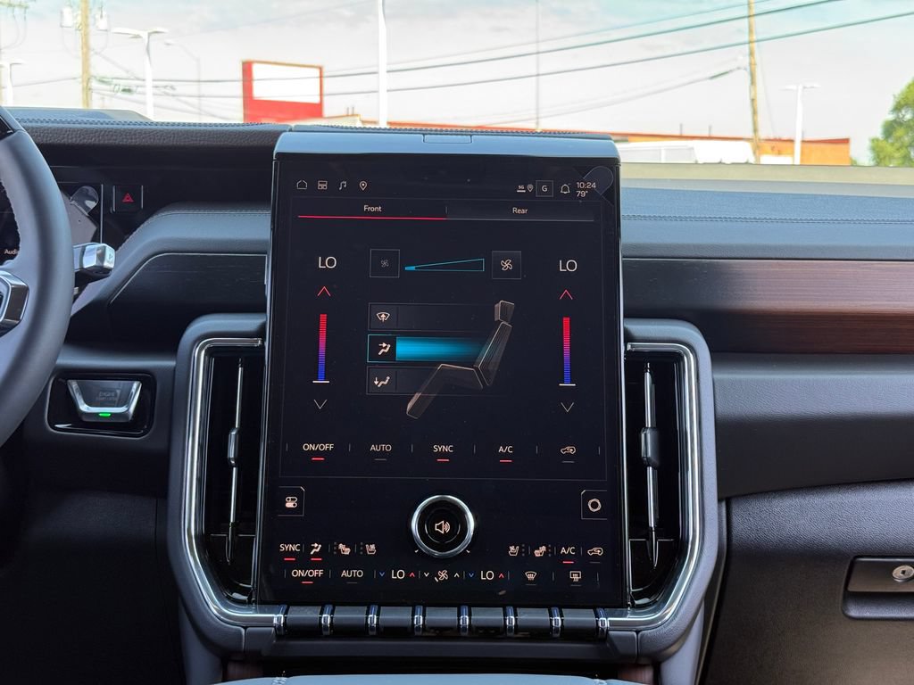 New 2026 GMC Yukon XL Denali w/ Denali Reserve Package AWD/4WD image 34