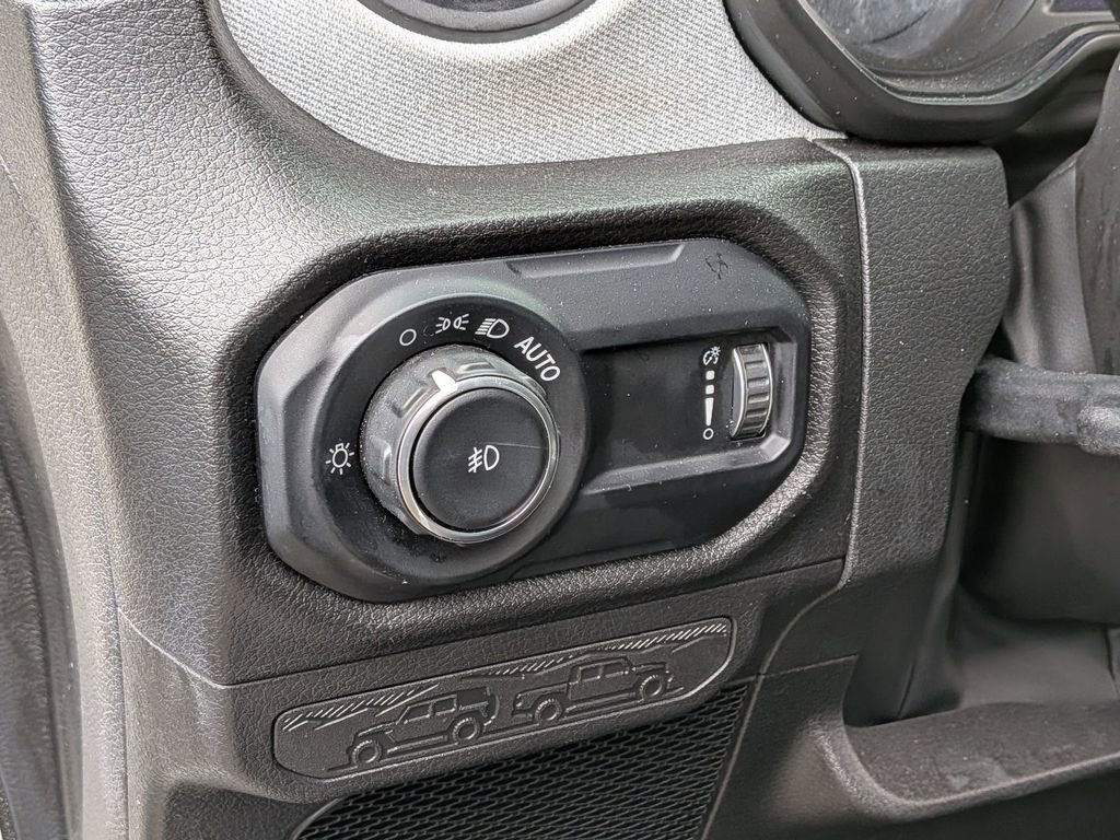 Used 2024 Jeep Wrangler Sport S image 14