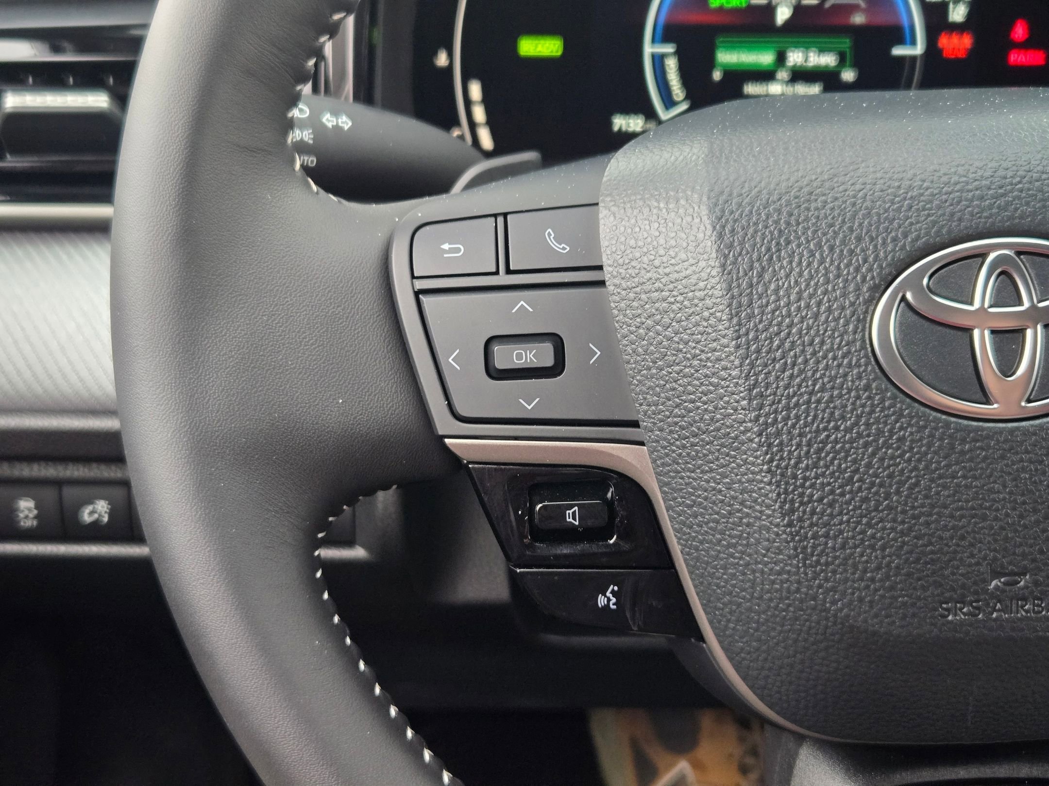 Used 2025 Toyota Camry SE image 23