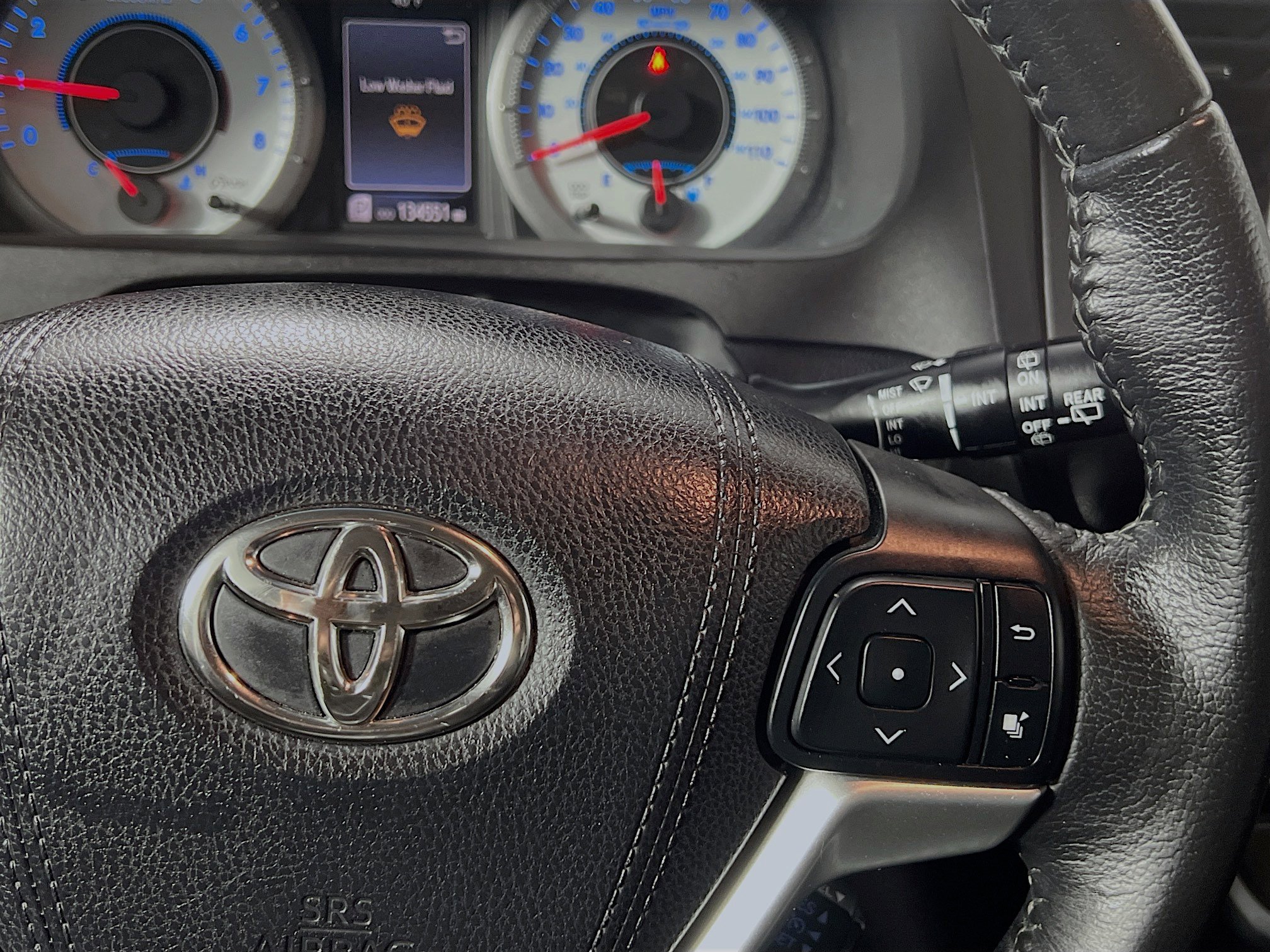 Used 2015 Toyota Sienna SE w/ SE Preferred Package image 20