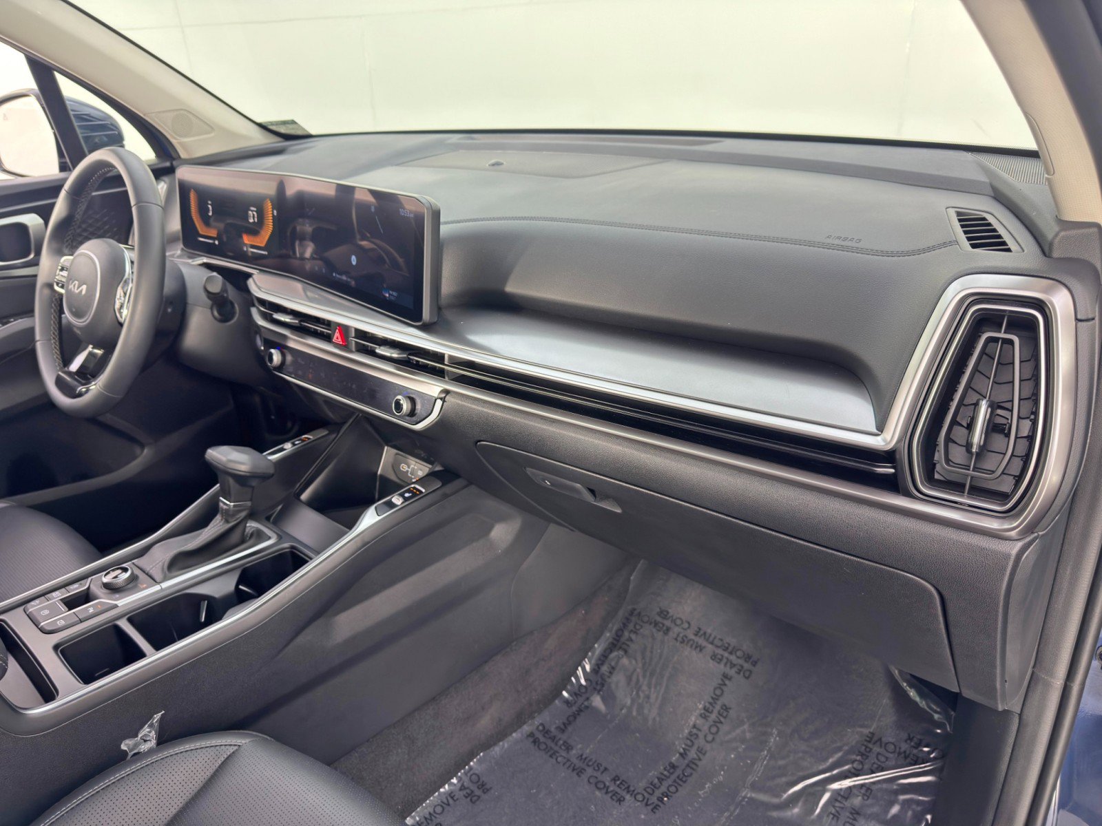 Used 2024 Kia Sorento S w/ Panoramic Sunroof Package AWD/4WD image 14