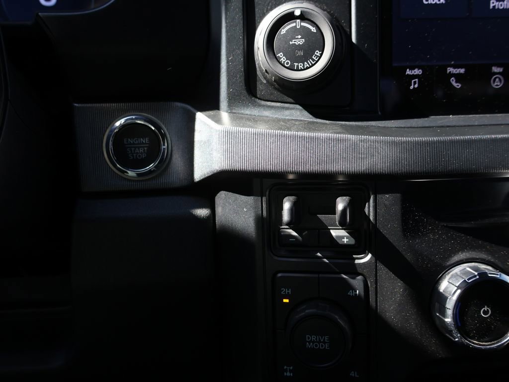 Used 2024 Ford F250 Platinum AWD/4WD image 33