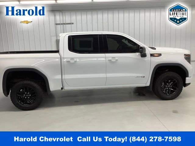 Used 2024 GMC Sierra 1500 AT4 w/ AT4 Preferred Package image 6