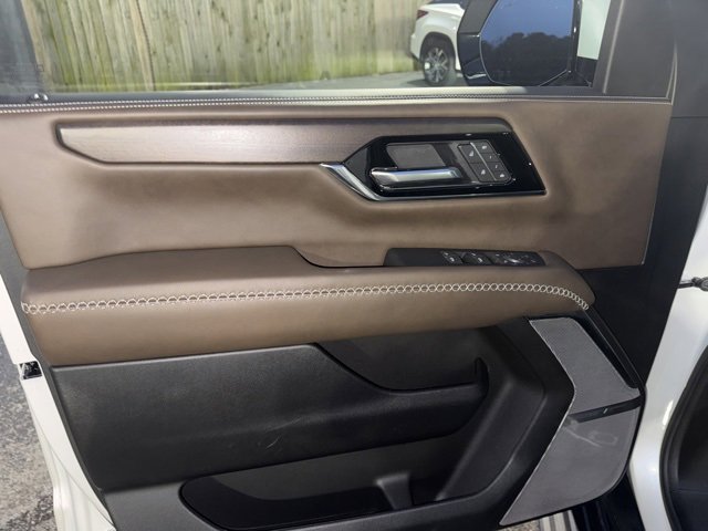 Certified 2025 GMC Yukon XL Denali Ultimate image 15