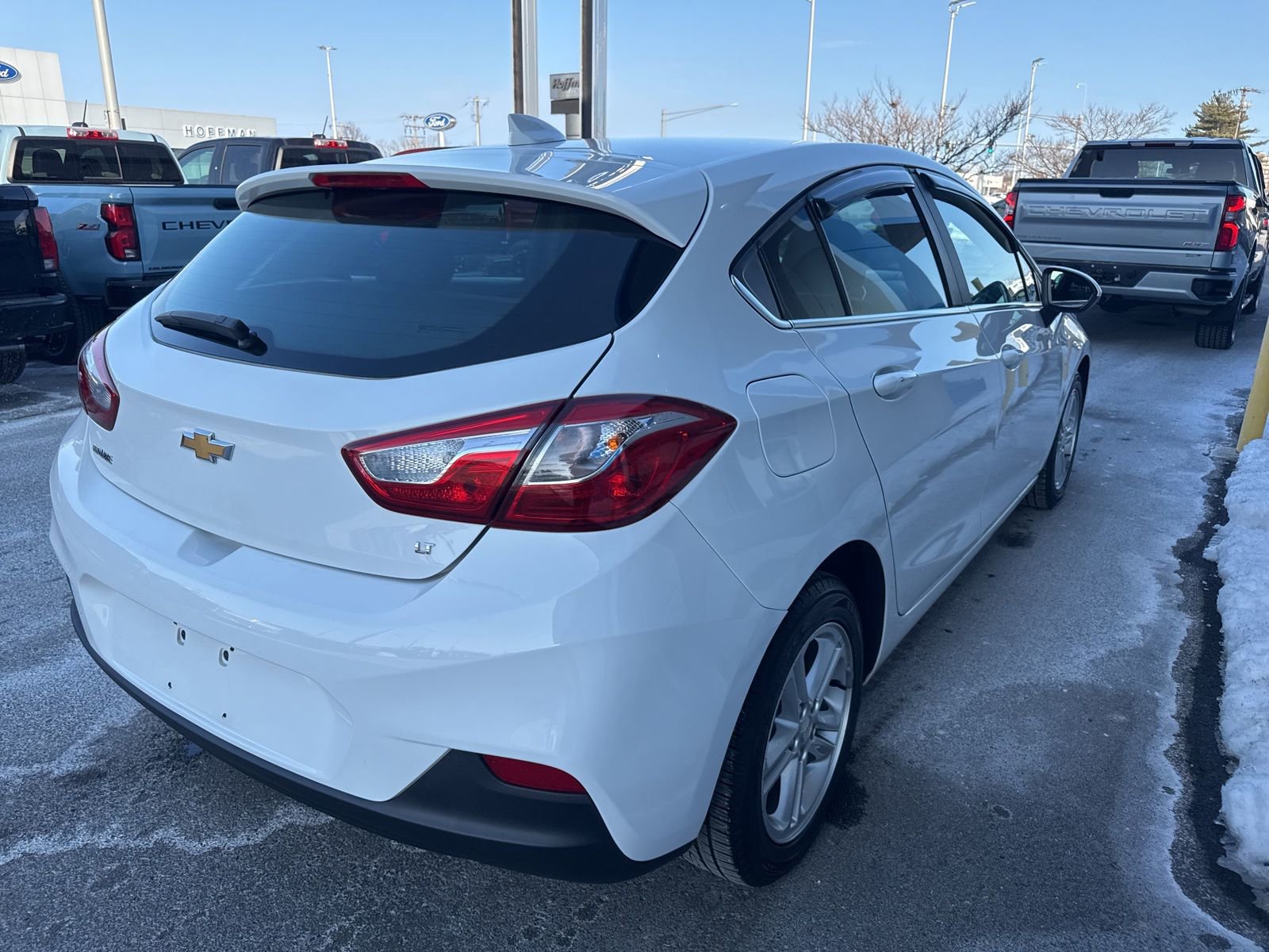 Used 2018 Chevrolet Cruze LT w/ Convenience Package image 6