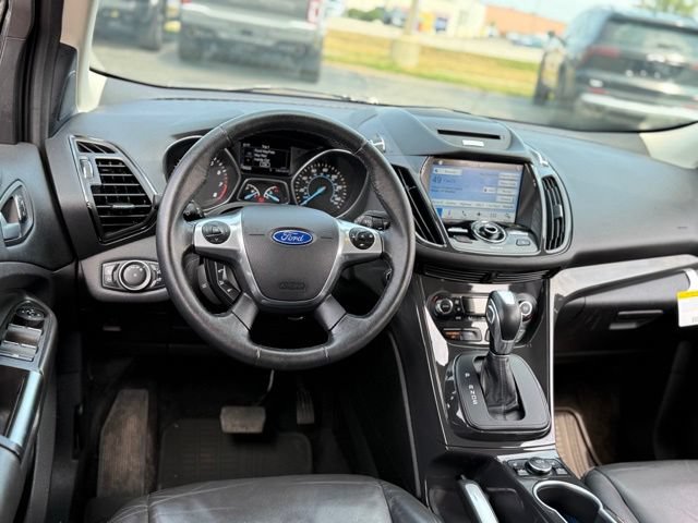 Used 2016 Ford Escape Titanium w/ Equipment Group 301A AWD/4WD image 7