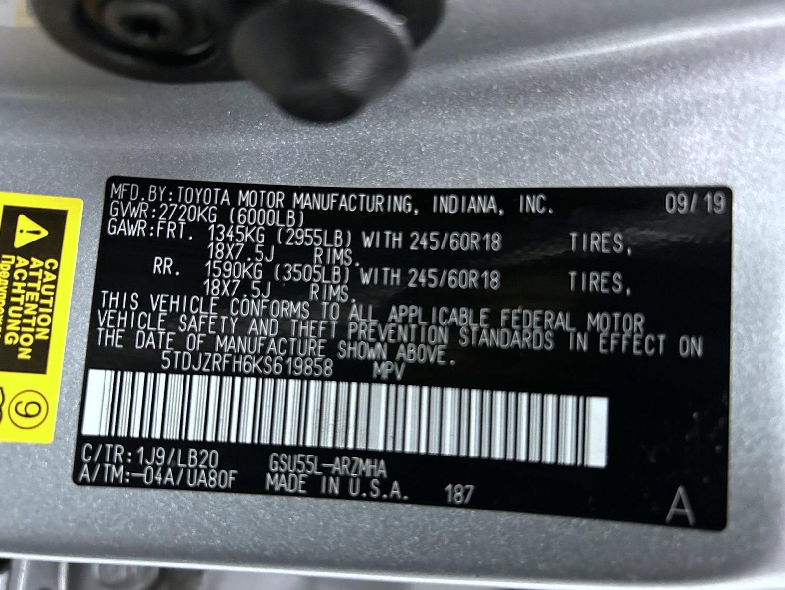 Used 2019 Toyota Highlander XLE AWD/4WD image 26