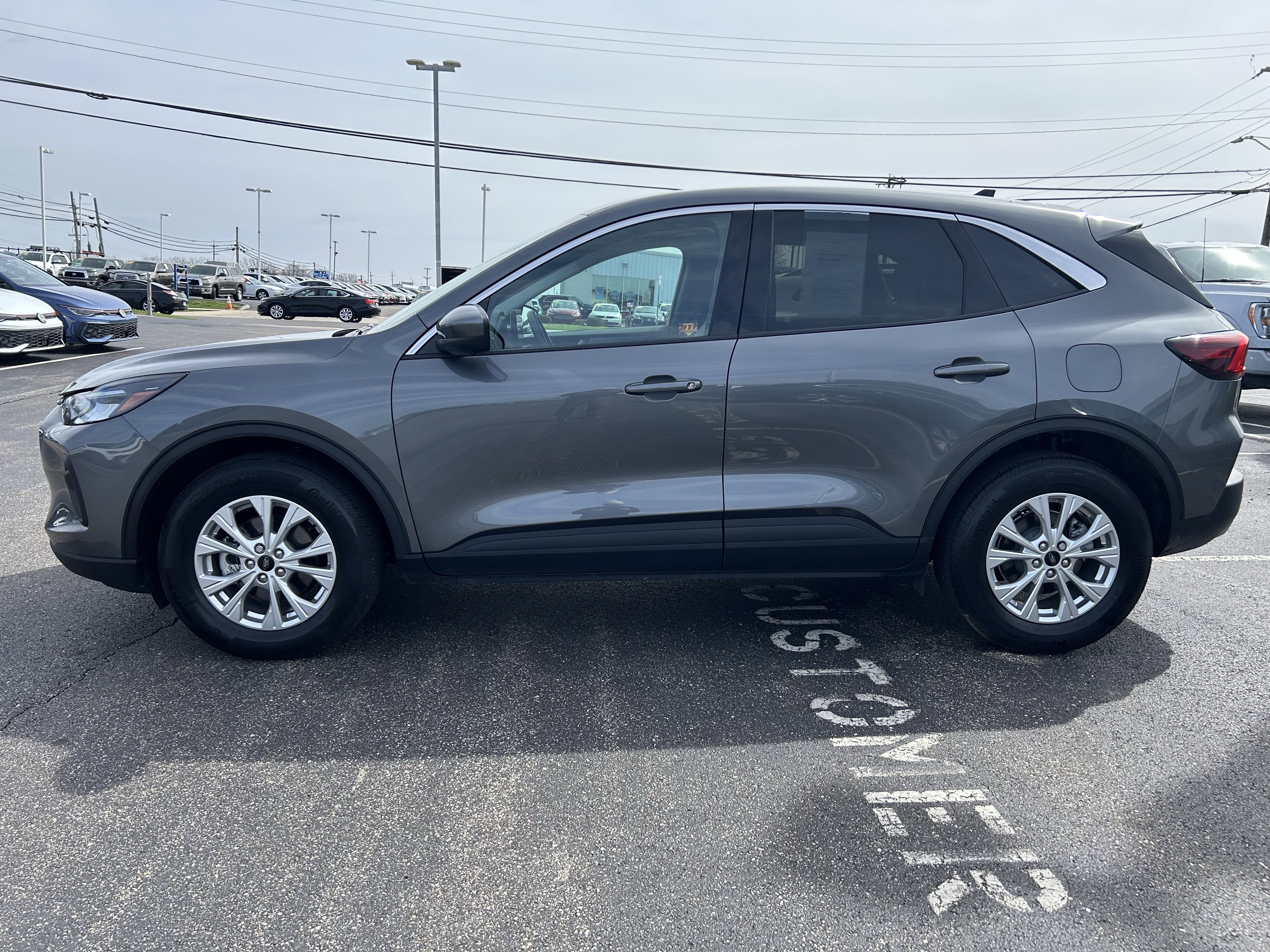 Used 2023 Ford Escape Active image 4