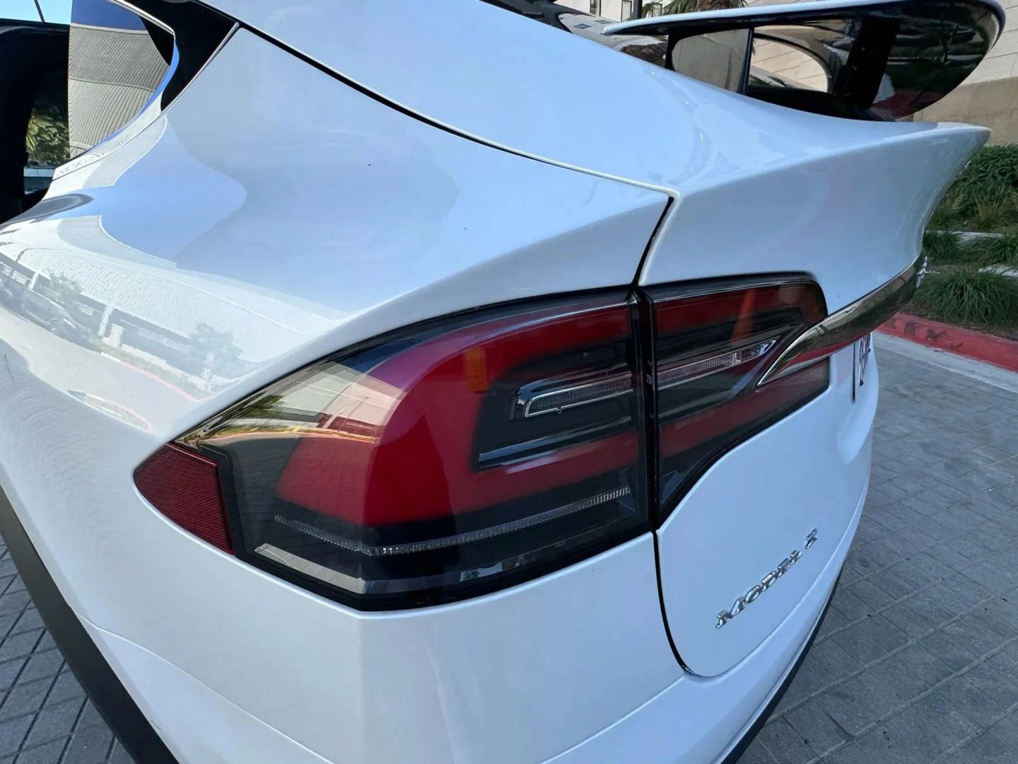 Used 2020 Tesla Model X Performance AWD/4WD image 24