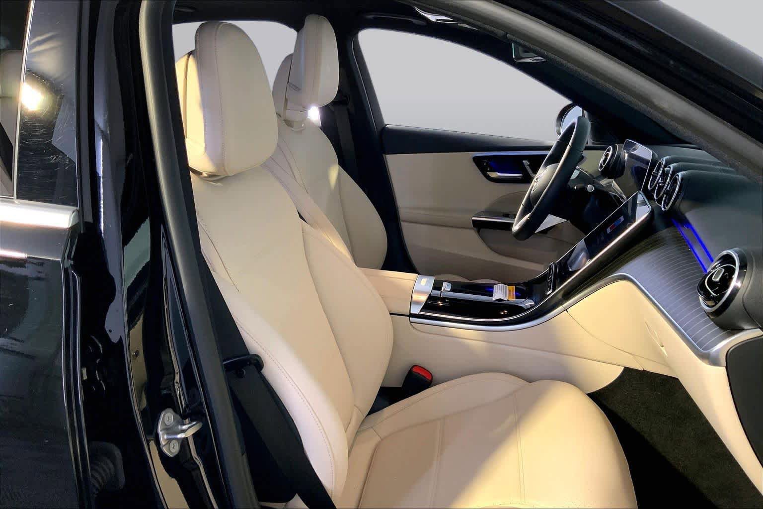 Used 2023 Mercedes-Benz C 300 4MATIC Sedan image 8