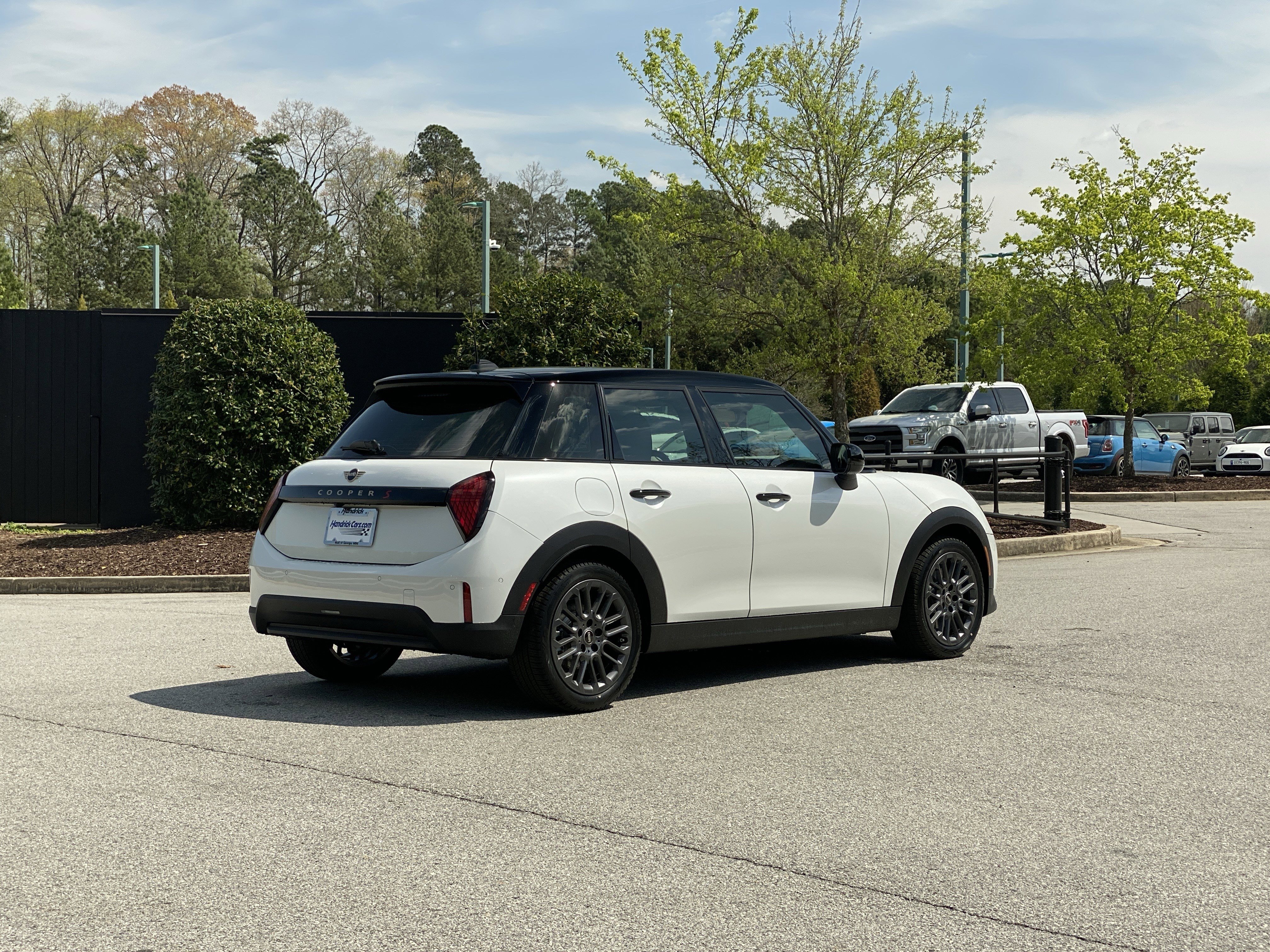 New 2026 MINI Cooper S FWD image 3