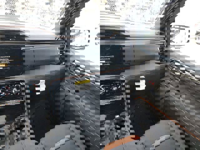 New 2026 GMC Sierra 1500 AT4 w/ Technology Package image 17