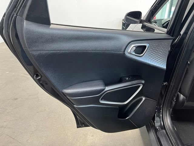 Used 2024 Kia Soul LX w/ Option Group 015 FWD image 20
