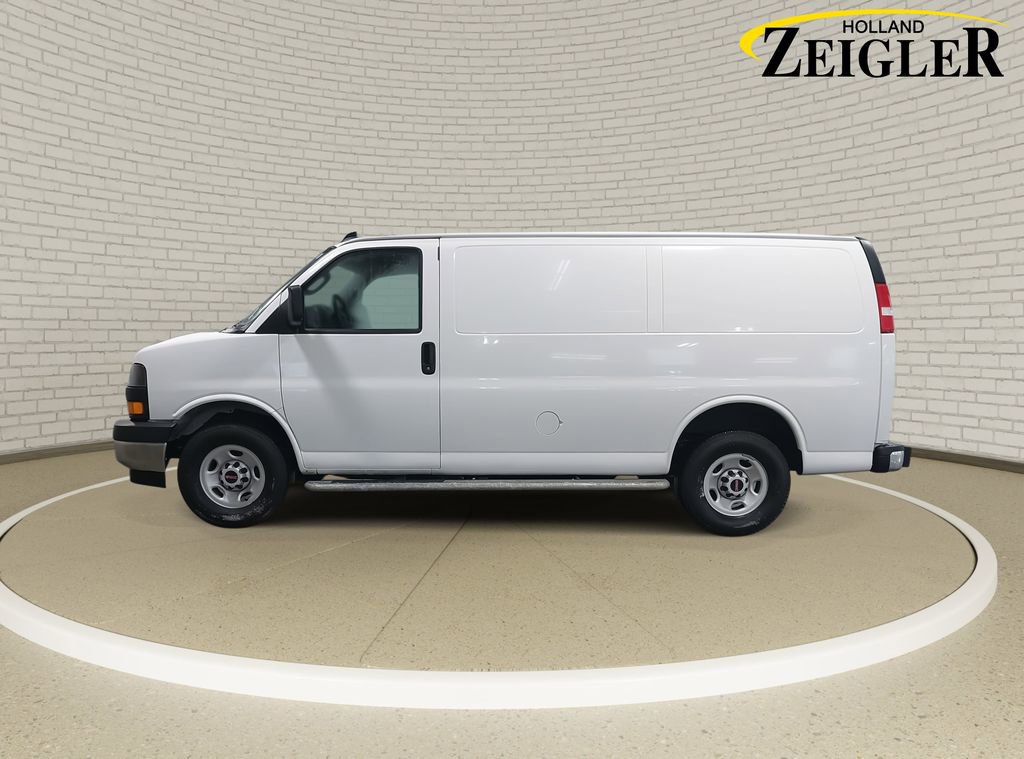 Used 2024 GMC Savana 2500 w/ Driver Convenience Package image 8