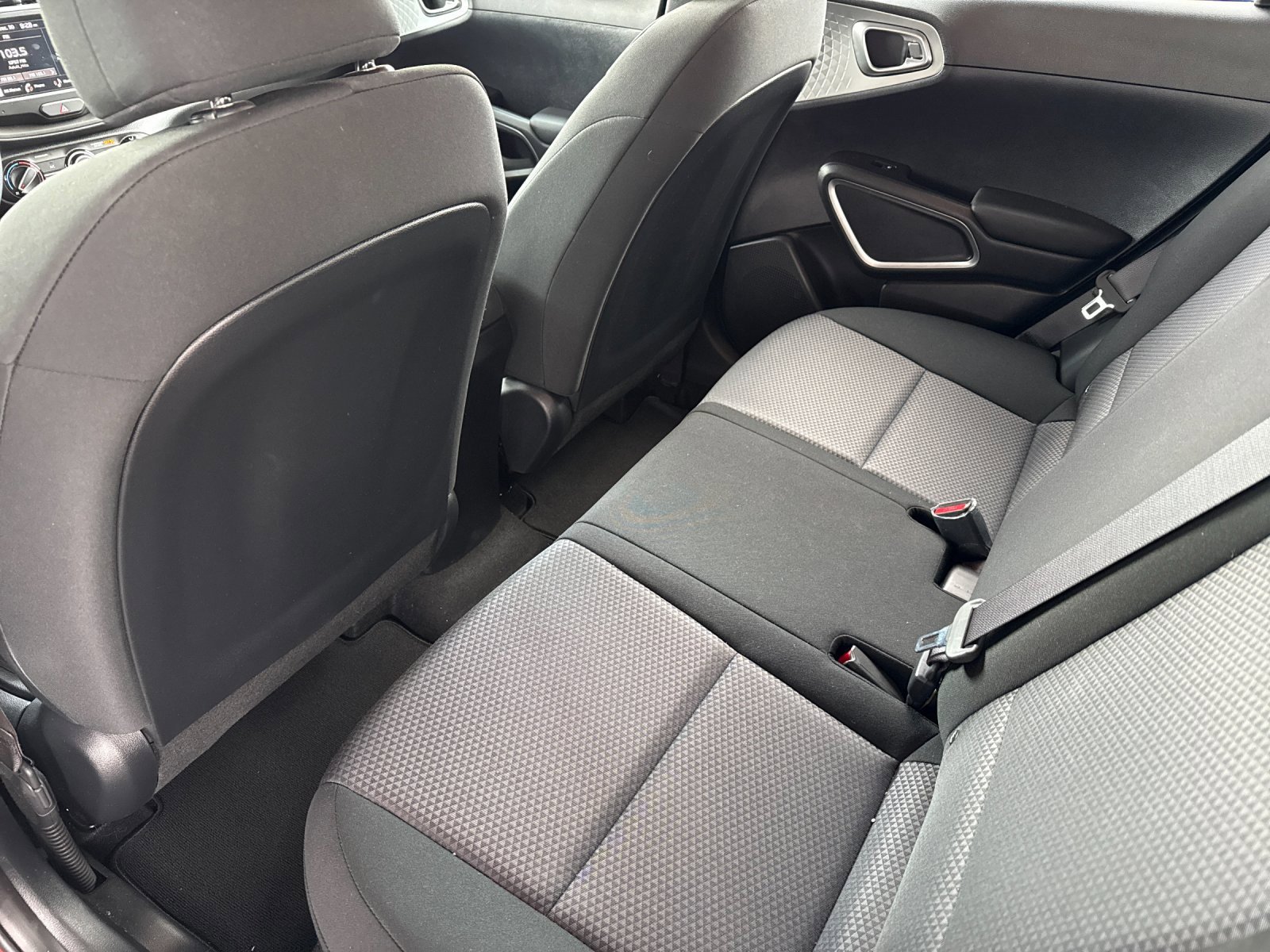 Certified 2025 Kia Soul LX image 11