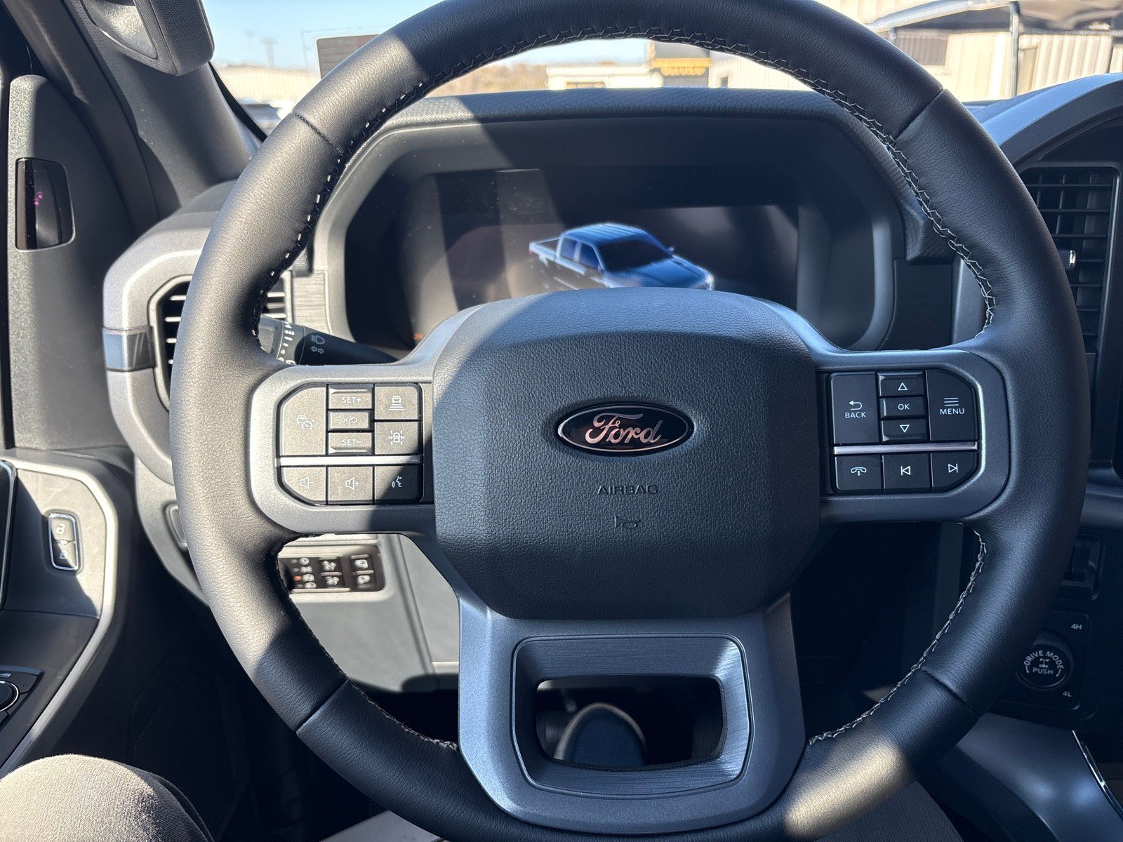 New 2025 Ford F150 XLT w/ Equipment Group 302A MID image 15