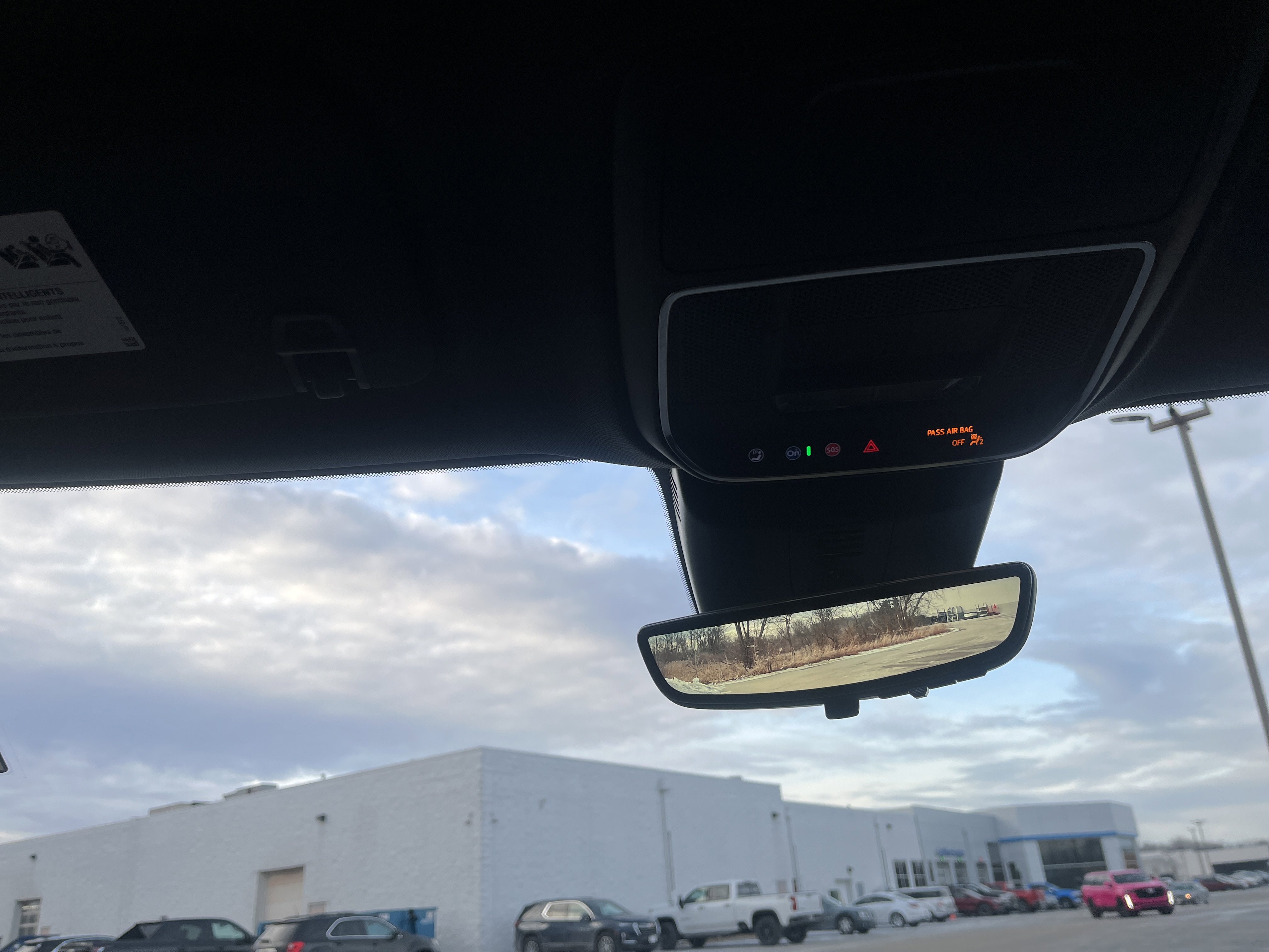 Used 2025 Chevrolet Traverse RS w/ LPO, Floor Liner Package image 40