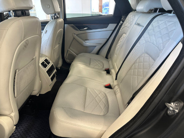 Used 2021 Jaguar F-PACE S AWD/4WD image 28