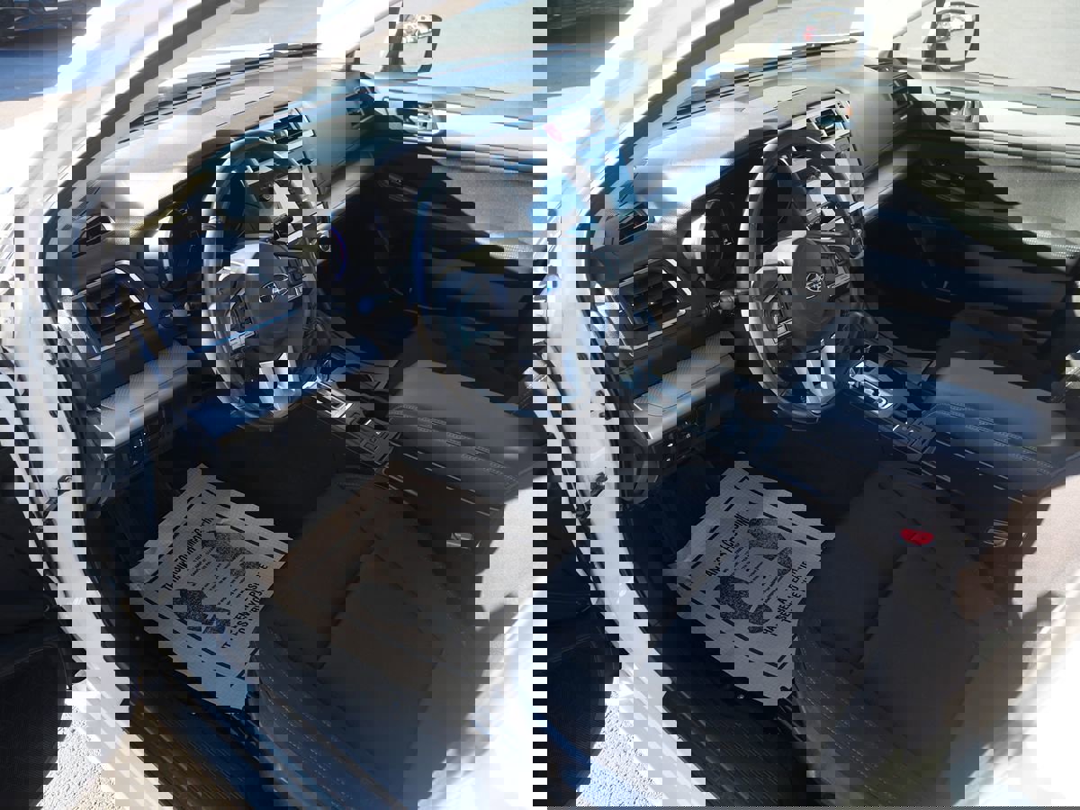 Used 2017 Subaru Legacy 2.5i Premium w/ Moonroof Package image 9