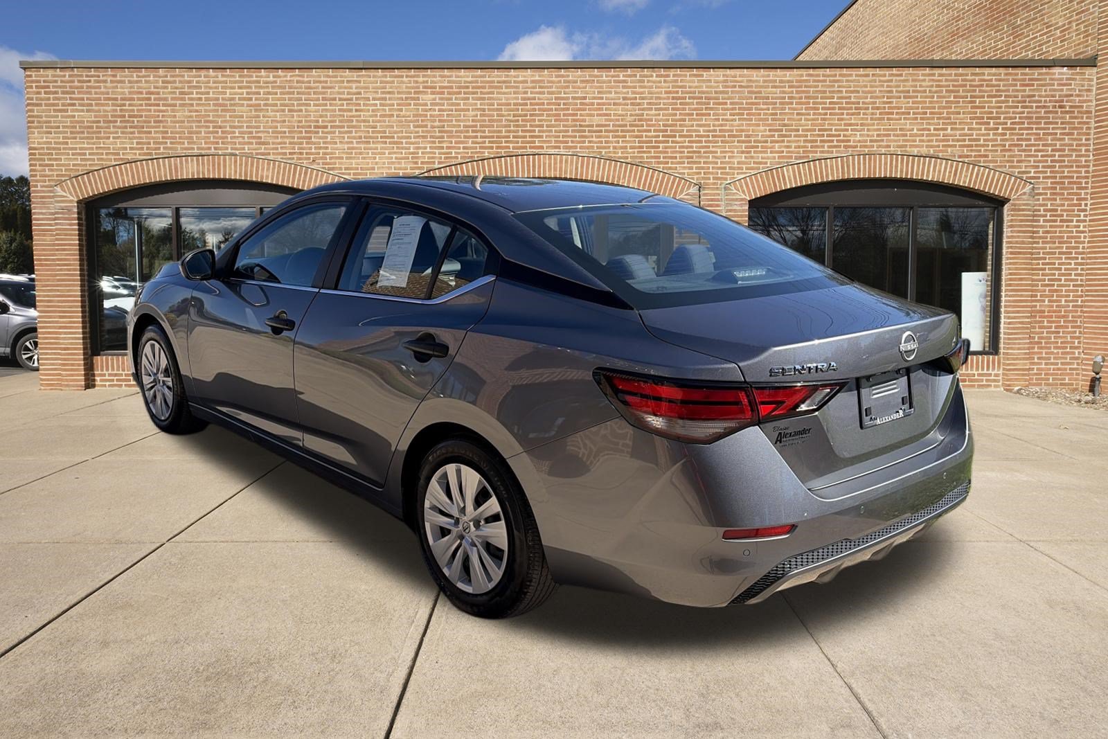 Used 2025 Nissan Sentra S FWD image 6