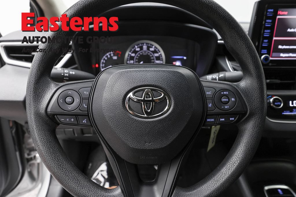 Used 2022 Toyota Corolla LE FWD image 10