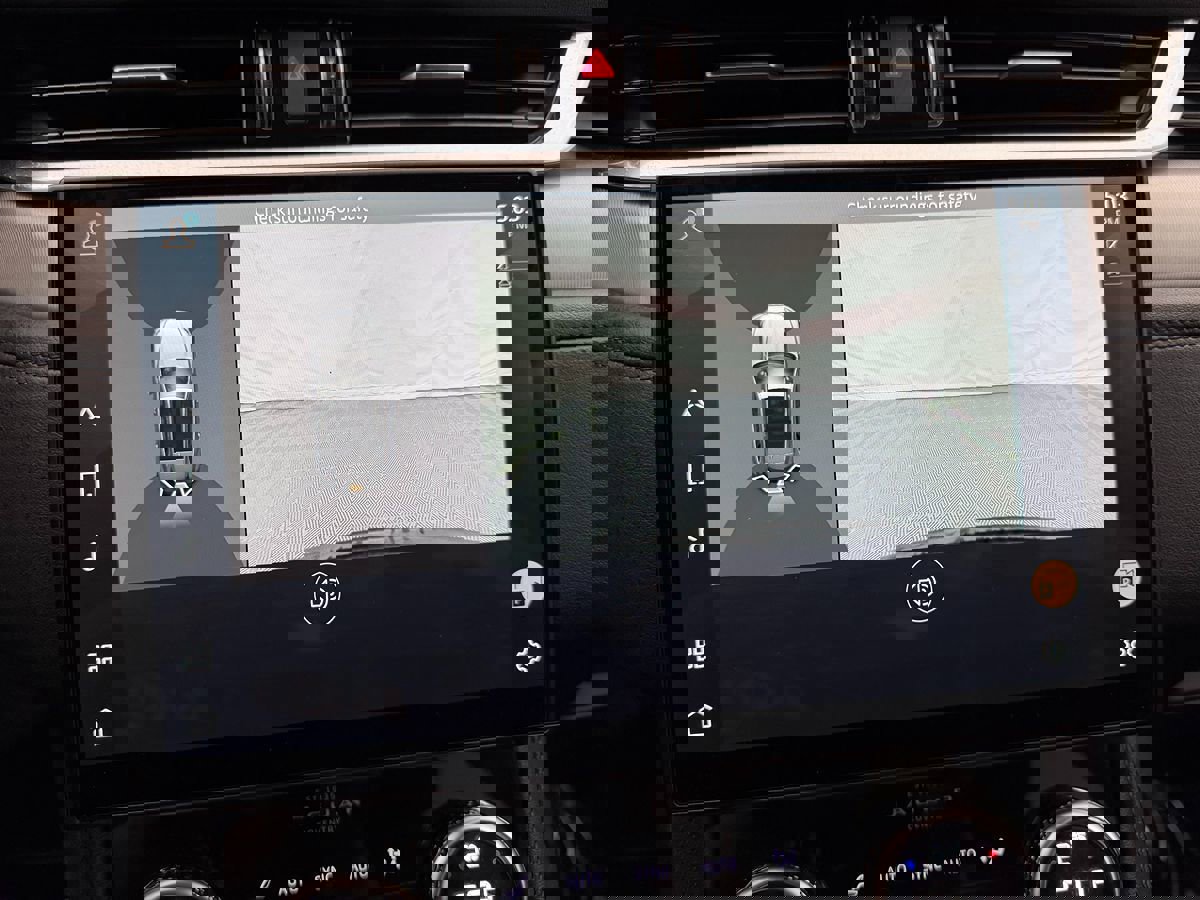 Used 2022 Jaguar F-PACE S image 30